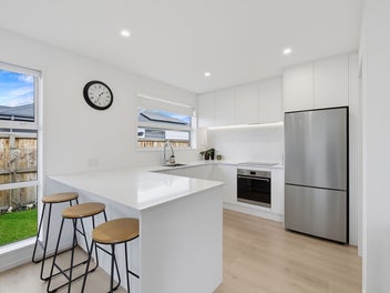 Motivated vendors - move-in ready!