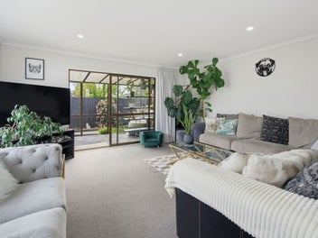 Relaxed Redwood Living with Room to Unwind
