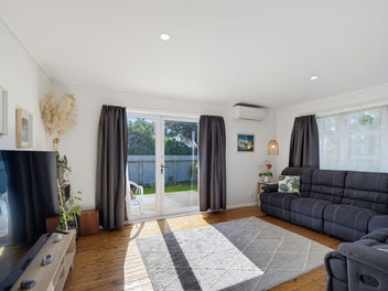 Easy Living, Extra Space & Plenty of Potential