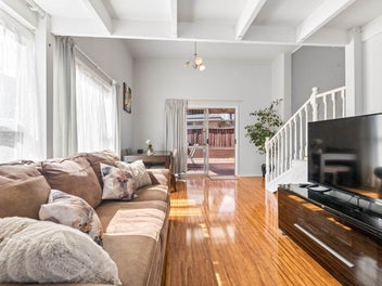 Great Location, Versatile Living & Turnkey Comfort