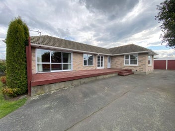 Image 1 of 18