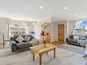 Motivated Vendor - Single level Brick & Tile Home