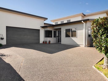 Elevated Living, Expansive Views