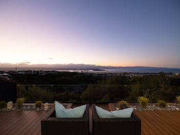 Premium Living with an Ultimate Garaging Advantage