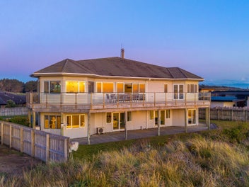 Beachfront bliss - Uninterrupted views