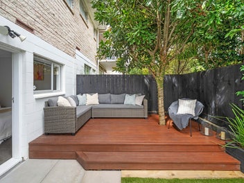 4 Bdrm Family Haven In A Prime Location