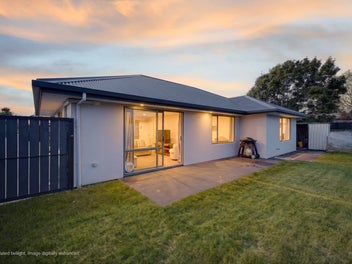 Easy Modern Family Living!