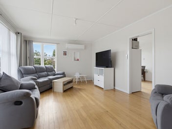 Say goodbye to your landlord! It's a smart start!
