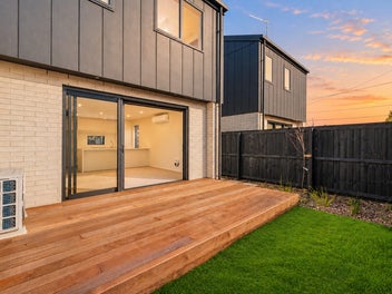 Incredible Value in the Cashmere High Zone!