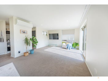 Modern living in a private lane