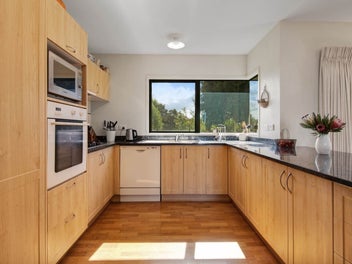 1.55ha of Opportunity with Incredible Views