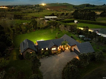 A PRIVATE SLICE OF COUNTRY LIVING