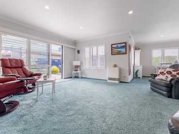 Sunny, spacious, low maintenance living!