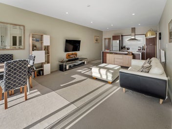 A Private Oasis in the Heart of Nelson