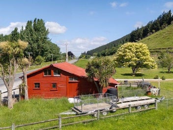 "As New" Home and the Red Barn