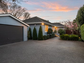 Charlcott Charm Meets Modern Living