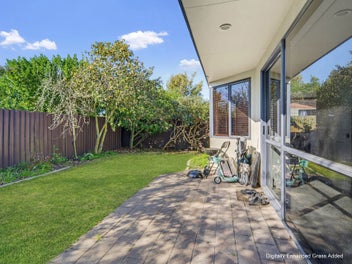 Ideal First Home: Low-Maintenance & Private
