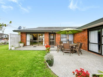 Convenience with Plenty of Potential!