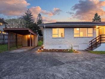 Domestic Decorator’s Stepping Stone