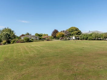 Prime lifestyle site plus minor dwelling
