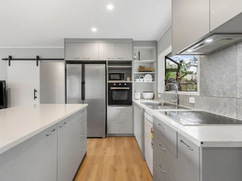 RENOVATED, PRIVACY & SPACE!