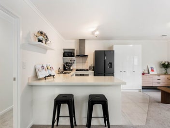 Freehold Family Favourite: Single-Level & Secure