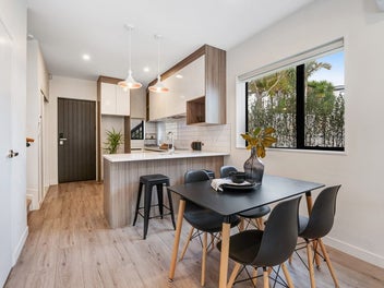 Modern & Easy-Care Living - Ready to Sell!