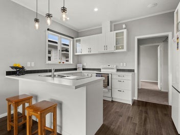 Parkvale family haven with room to play
