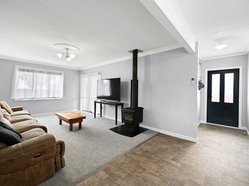 Downsizing Owners - Bring Your Offers