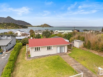 Deceased estate - kiwi bach at Whangarei Heads
