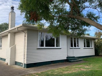 Image 1 of 4