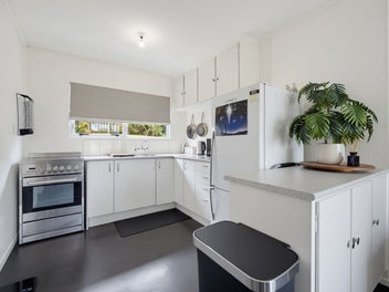 Easy-Care Living on Rewi Street