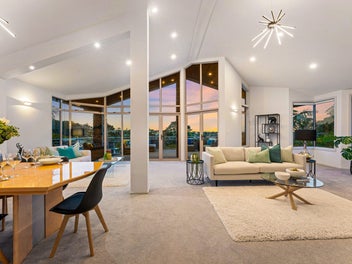 A STATEMENT HOME WITH A VIEW TO MATCH