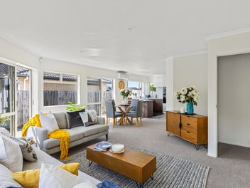 Refreshed, Easy Living & Ideally Located