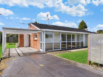 NO BC, BRICK & TILE, DECLARED RESERVE UNDER $500K!