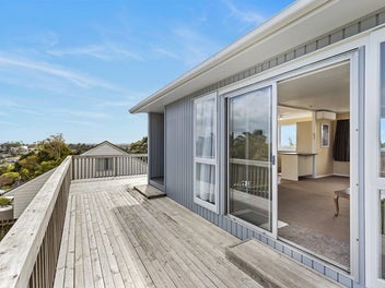 TWO HOMES, ONE SMART OPPORTUNITY