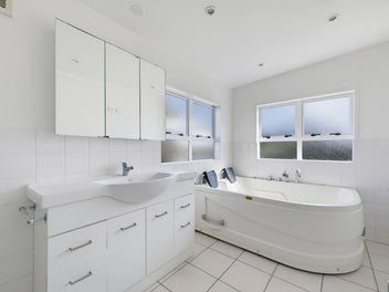 Space, Character & Room to Make It Yours