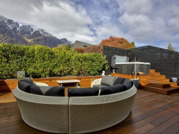 Arrive, Unwind, Enjoy