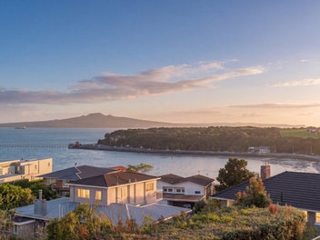 A private resort above the harbour