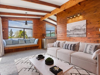 First Time on Market Since '88: Now Priced to Sell