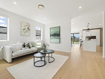 Sunshine, Space & Two Living Areas
