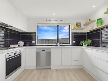 2 Master Bedrooms & 2 Spacious Living Areas!!!