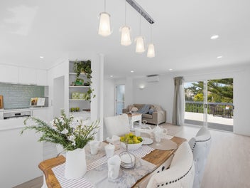 MACLEANS ZONE - Space, Privacy & Renovated