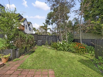 Declared reserve - $850,000 - freehold