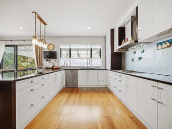 ELEVATED VIEWS & EXCEPTIONAL LIVING
