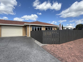 Image 1 of 18
