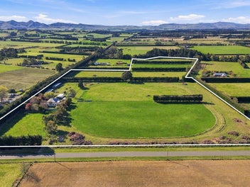 Country Charm with Endless Potential