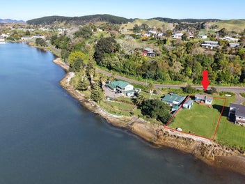 Image 1 of 25