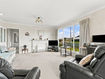 Comfortable living in a convenient location