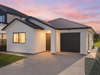 Brand New 3-Bedroom Family Home 445sqm